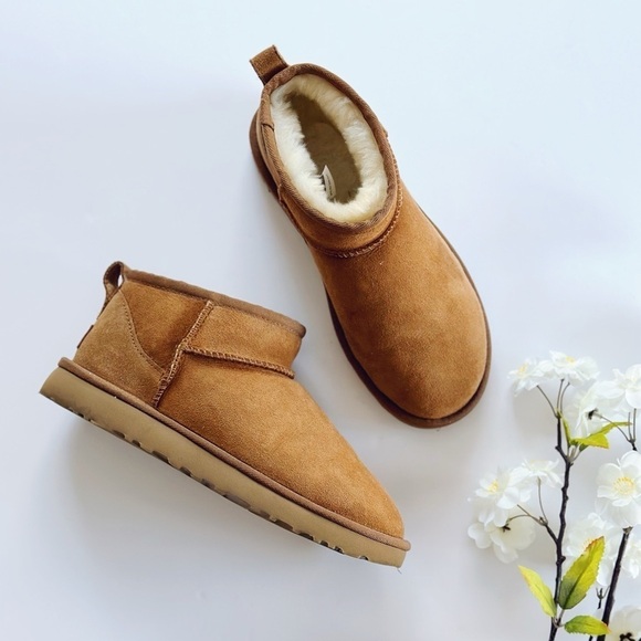 UGG Women’s Classic Ultra Mini Chestnut Boots - Picture 2 of 11